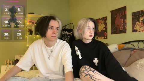 veryraretwins online show from 12, 11, 2025