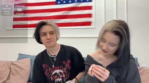 veryraretwins online show from 8, 1, 2026