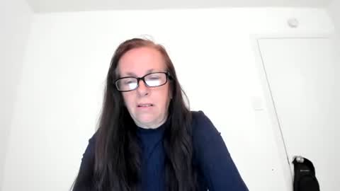 Snapshot of verysassypeachgoddess chatting on 17, 5, 2026 verysassypeachgoddess online show from 17, 5, 2026