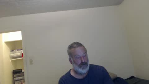 Snapshot of veryveryhairmanindenver chatting on 9, 12, 2024 hairy man online show from 9, 12, 2024
