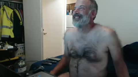 hairy man online show from 11, 10, 2025