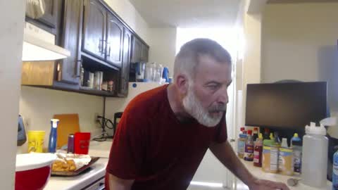 hairy man online show from 4, 4, 2026