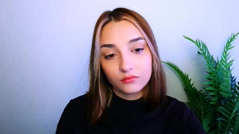 Snapshot of veryveryshygirl chatting on 22, 12, 2025 Ana online show from 22, 12, 2025