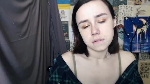 veryveryvery_shy online show from 19, 2, 2025