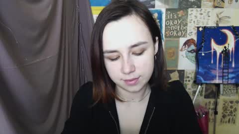 veryveryvery_shy online show from 9, 3, 2025