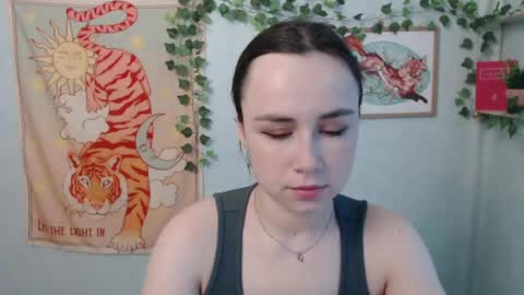 veryveryvery_shy online show from 26, 5, 2026