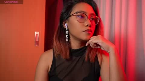 Vexa Nyx online show from 8, 6, 2026