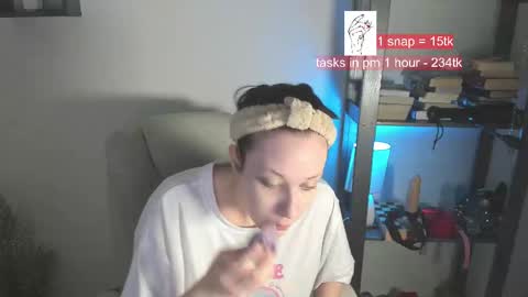 VIKA online show from 23, 2, 2025