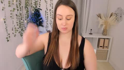 Camilla online show from 14, 12, 2024