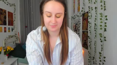 Camilla online show from 28, 12, 2024