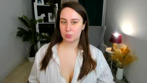 Camilla online show from 10, 4, 2026