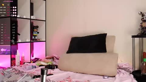 VIA  online show from 18, 1, 2026