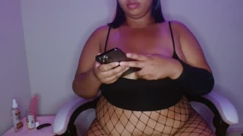 Snapshot of vibe_xxxo chatting on 30, 7, 2026 vibe_xxxo online show from 30, 7, 2026