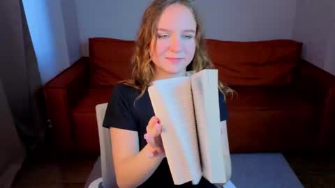 vicki_milles online show from 30, 6, 2026