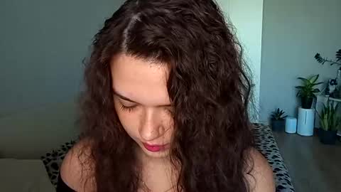 Snapshot of vicki_queen chatting on 30, 6, 2026 Lina online show from 30, 6, 2026