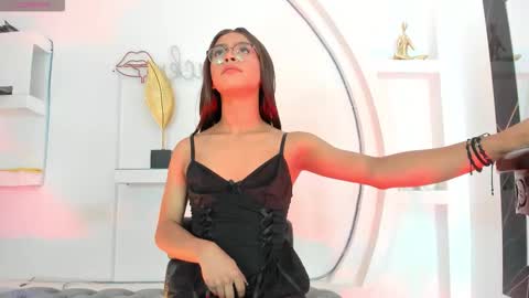 vicky_hottman online show from 10, 9, 2025