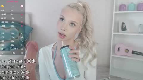 Snapshot of vickyfuckingdoll chatting on 9, 7, 2026 vickyfuckingdoll online show from 9, 7, 2026