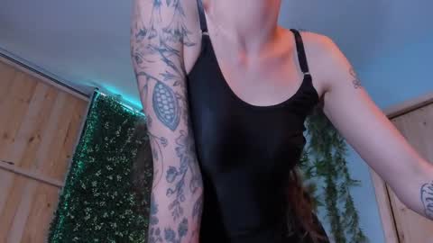 Victoria   online show from 30, 3, 2026