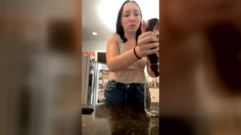 Snapshot of vickyparkerxx chatting on 12, 7, 2026 Vicky Parker online show from 12, 7, 2026