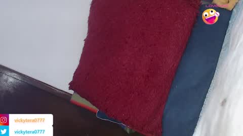 vickytera777 online show from 2, 2, 2025