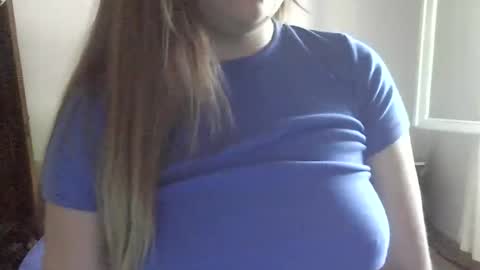 VICKY online show from 5, 1, 2025