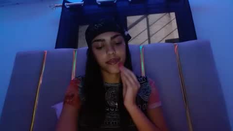 Snapshot of vickyyyx chatting on 30, 6, 2026 Goddess Victory online show from 30, 6, 2026