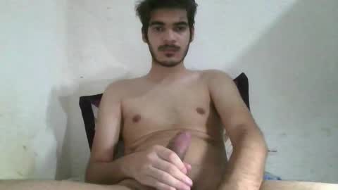 Snapshot of vicrrst chatting on 31, 10, 2025 Vic online show from 31, 10, 2025