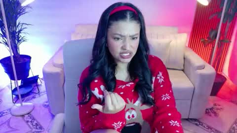 Snapshot of victoria___moon chatting on 19, 12, 2025 victoria online show from 19, 12, 2025