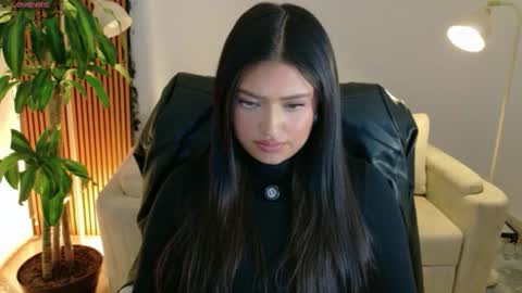 Snapshot of victoria___moon chatting on 26, 6, 2026 victoria online show from 26, 6, 2026