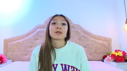 Snapshot of victoria_adams14 chatting on 9, 2, 2025 Victoria for you online show from 9, 2, 2025