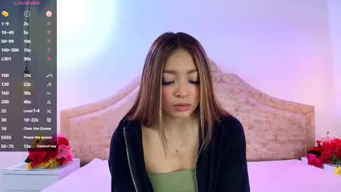 Snapshot of victoria_adams14 chatting on 12, 2, 2025 Victoria for you online show from 12, 2, 2025