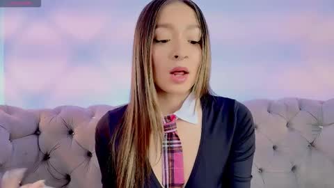 Snapshot of victoria_adams14 chatting on 11, 9, 2025 Victoria for you online show from 11, 9, 2025