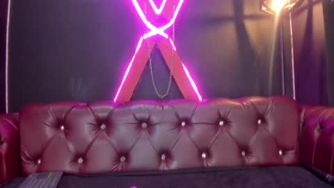 Victoria online show from 18, 12, 2024