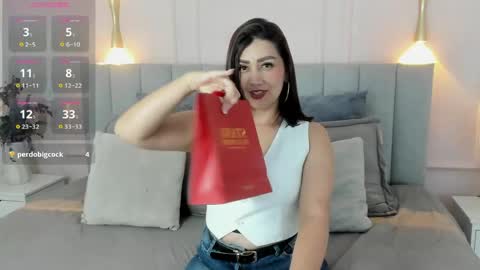 Snapshot of victoria_bourne chatting on 23, 4, 2026 victoria online show from 23, 4, 2026