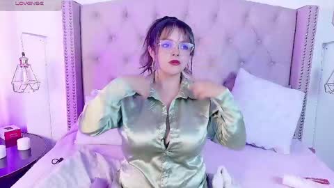 victoria_cherry_ online show from 20, 4, 2026