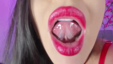 valentina online show from 2, 3, 2025