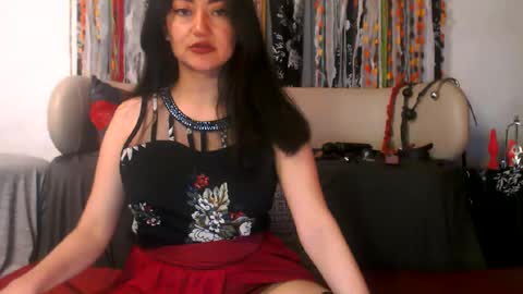 Victoria online show from 7, 1, 2025