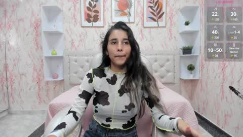 Snapshot of victoria_houston chatting on 2, 12, 2024 Victoria Houston online show from 2, 12, 2024