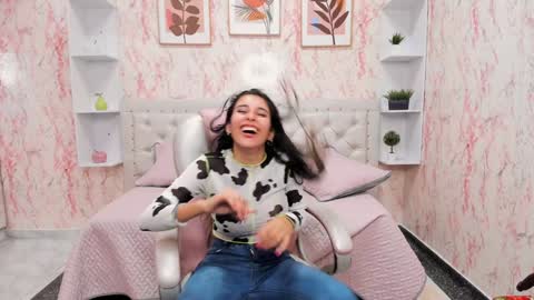 Snapshot of victoria_houston chatting on 3, 1, 2025 Victoria Houston online show from 3, 1, 2025