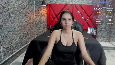 Snapshot of victoria_houston chatting on 9, 2, 2025 Victoria Houston online show from 9, 2, 2025