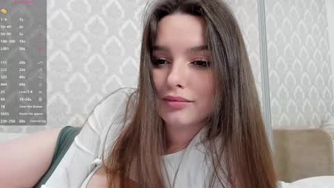 Snapshot of victoria_karma chatting on 28, 2, 2025 online show from 28, 2, 2025