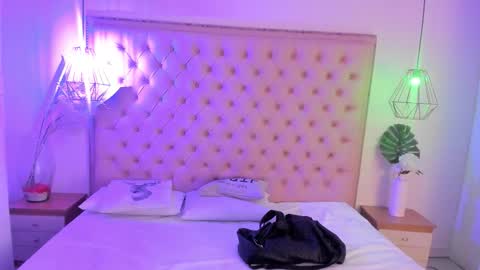 victoria_kitt online show from 17, 11, 2025