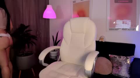 Snapshot of victoria_korss chatting on 25, 2, 2025 Victoria online show from 25, 2, 2025