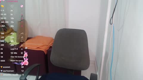 Snapshot of victoria_milf06 chatting on 17, 2, 2025 victoria online show from 17, 2, 2025