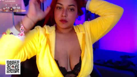 Snapshot of victoria_monteroo chatting on 23, 1, 2025 Call me Vic online show from 23, 1, 2025