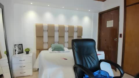 Victoria   Everyday From 1400 to 2130 Col Time online show from 12, 10, 2025