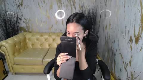 Victoria  online show from 31, 1, 2025