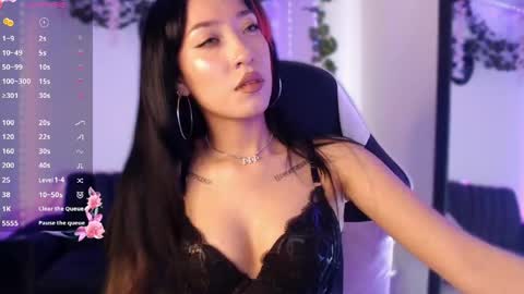 Victoria  online show from 25, 5, 2026