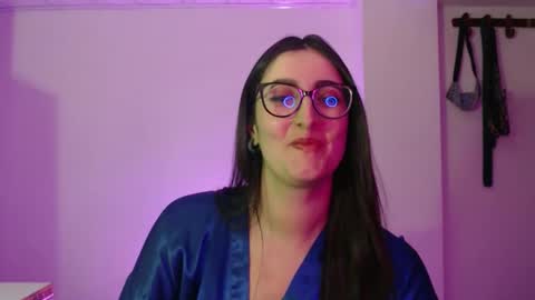 Victoria online show from 10, 1, 2026