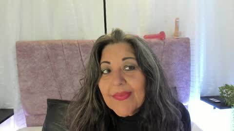 victoriaa_anderson_ online show from 13, 4, 2026